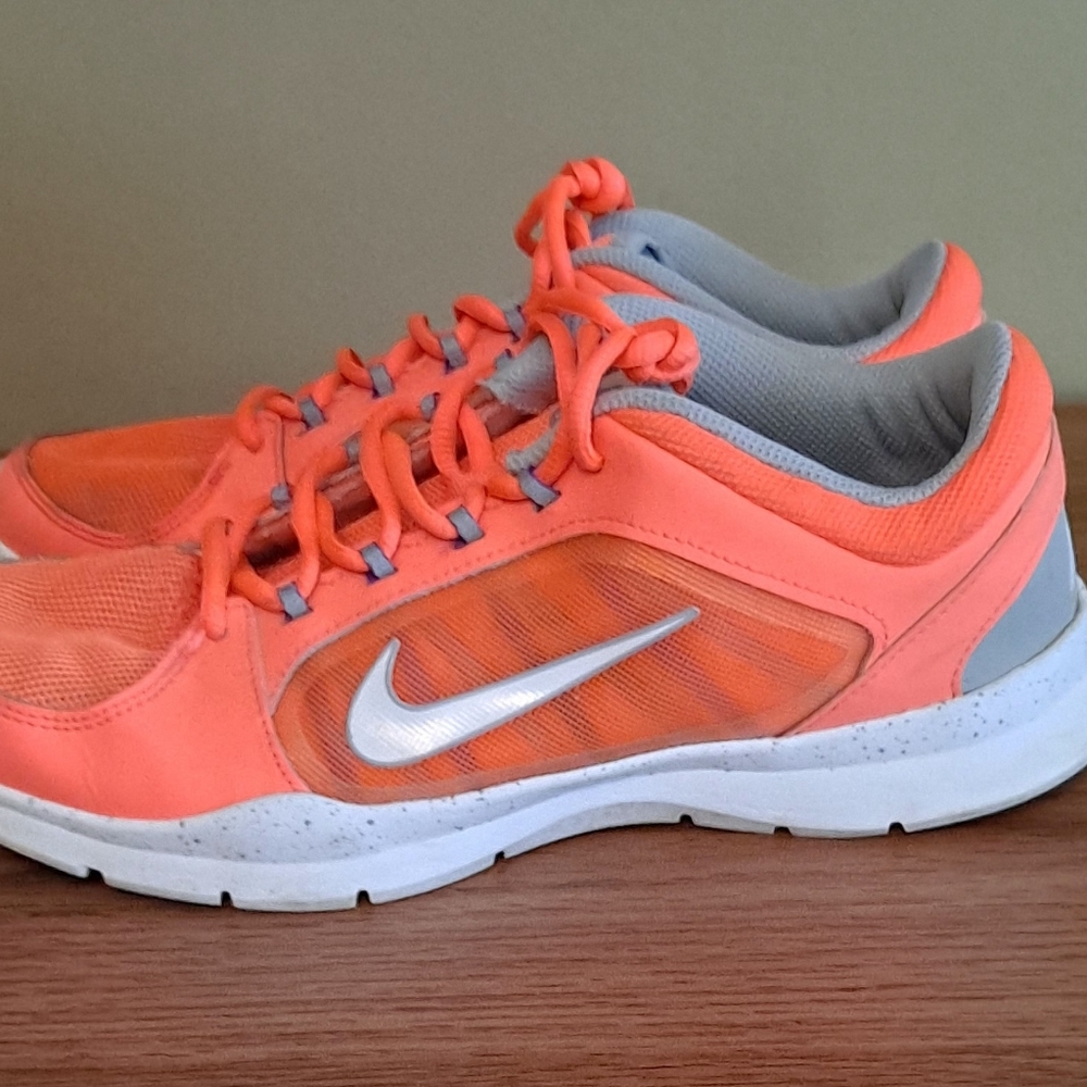 Nike Womens Flex Trainer 4 Neon Orange Running Shoes 643083-800 Size 8.5 Us - Picture 3 of 7